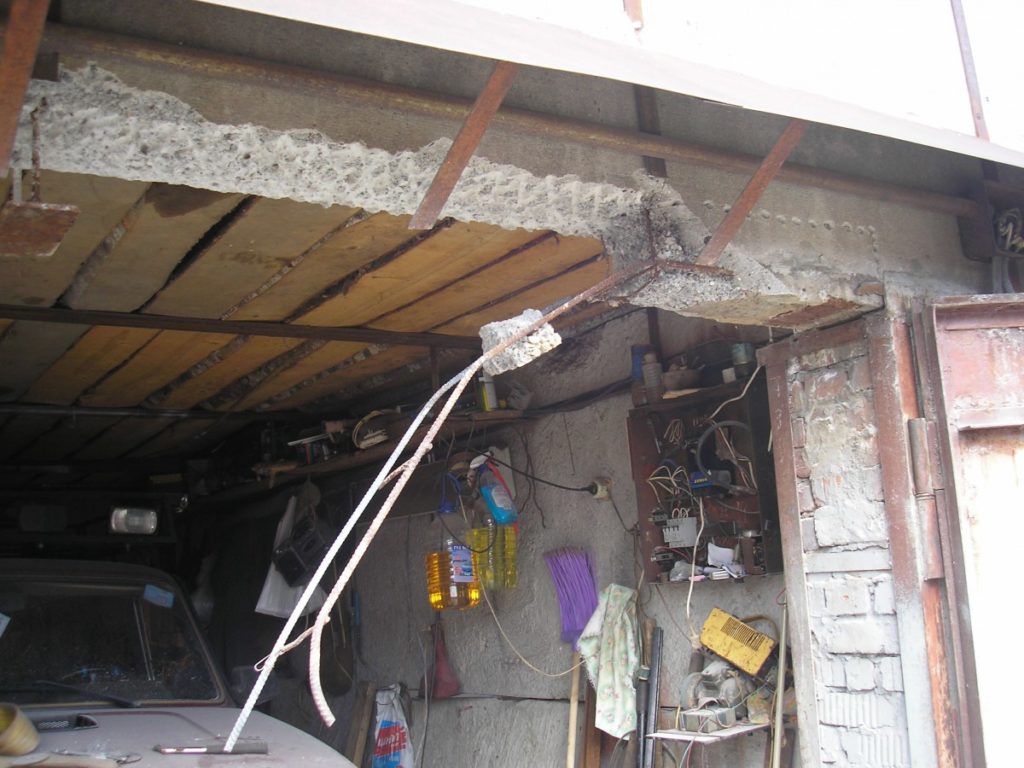 поднять ворота гаража на 1 кирпич