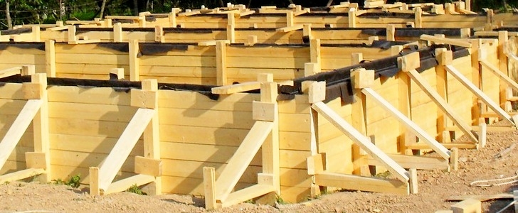 Деревянные щиты для фундамента легко собрать своими руками