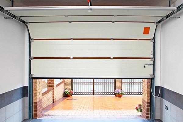 секционные ворота