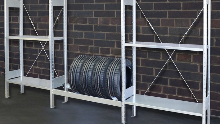 хранение колес в гараже