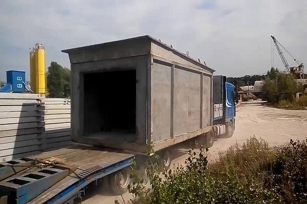 грузовик с прицепом 